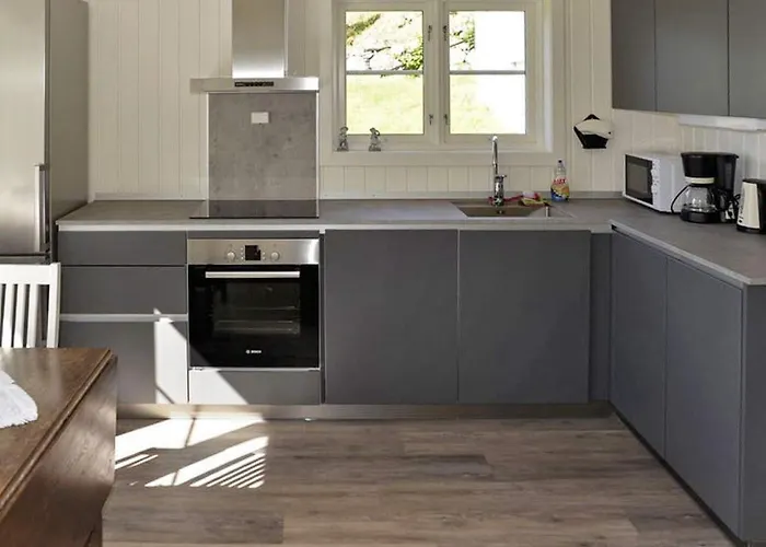 10 Person In Hébergement de vacances Stordal